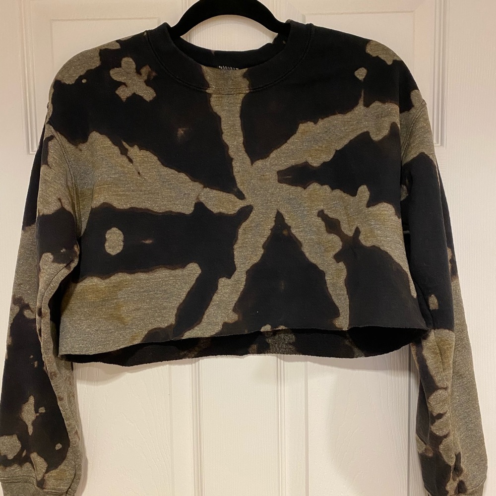 Hand made cropped tie die crew neck